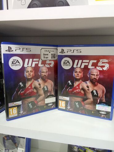 hdd 2.5: PS5 üçün UFC 5 döyüş oyunu. İki döyüşçünün gücünü hiss edin və rinqdə