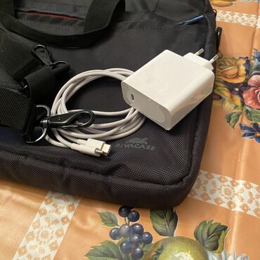 Huawei: Intel Core i7, 16 GB, 15.6 " — 10