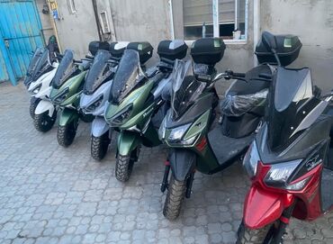 муравей с кабиной: Тип скутера Suzuki, 150 куб. см, Бензин, Новый, В рассрочку