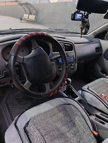 e klass: Nissan Primera: 2000 г., 2 л, Механика, Газ, Седан — 4