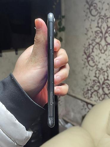 Apple iPhone: IPhone 11, Б/у, 64 ГБ, Черный, Чехол, 75 % — 5