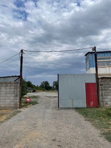 сниму дом недорого: Продаю МАШДВОР( можно под что угодно) Огороженная территория. Сад, два