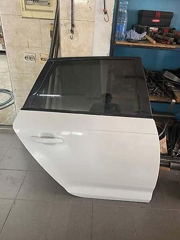 dobar dan italijanski: VRATA ZA AUDI A4 | Zadnja desna vrata za Audi A4 B9 (300-H) — 2
