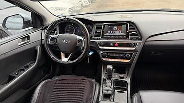 Hyundai: Hyundai Sonata: 2019 г., 2 л, Автомат, Газ, Седан — 6