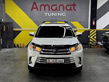 высокие машины: Toyota Highlander: 2018 г., 3.5 л, Гибрид, Кроссовер — 2