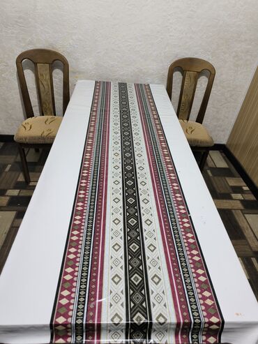сколько стоит круглый стол: Кухонный стол, Б/у, Прямоугольный, Нераскладной
