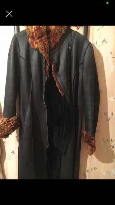 шуба из овчины азербайджанская: Qadın üçün uzun dəri/təbii dəri şuba-kaban. - Rəng: qara (dəri