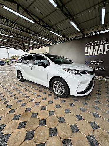 Toyota: Toyota Sienna: 2022 г., 2.5 л, Вариатор, Гибрид, Минивэн — 4