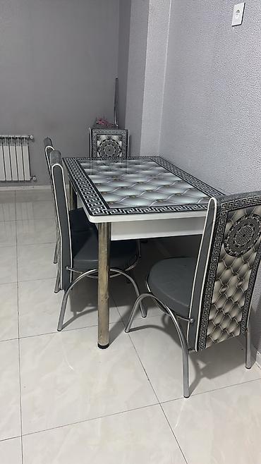 Məhsul: Açılan masa dəsti – 4 ədəd stul ilə birlikdə - Rəng və