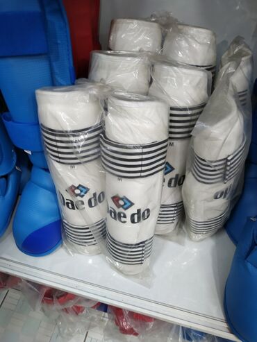 футбольные щитки: Щитки для таэквондо накладки для таэквондо защита голени в спортивном