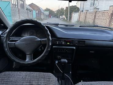 Mazda: Mazda 323: 1989 г., 1.6 л, Автомат, Бензин, Седан — 7
