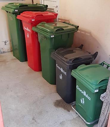 Tullantı qabları: Zibil qabkari satilir Her biri yenidir 50 lt 35 azn. 60 lt 45 azn, 100 — 5