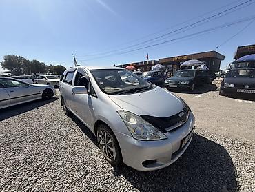 18 r: Toyota WISH: 2003 г., 1.8 л, Автомат, Бензин, Минивэн — 3
