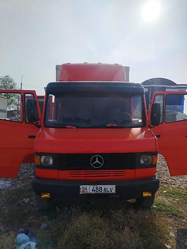 man tgl: Грузовой фургон Mercedes-Benz (двухрядная кабина) - Тип — 2