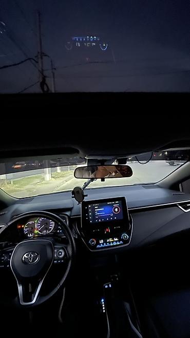лизин авто: Toyota Corolla: 2020 г., 1.8 л, Гибрид, Седан — 4