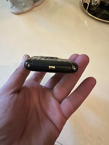 vertu ascent ti: Vertu Constellation Quest, 8 GB, rəng - Qara, Düyməli — 4