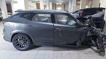 qəzali: Changan Uni-Z: 1.5 l | 2025 il 700 km Ofrouder/SUV — 10