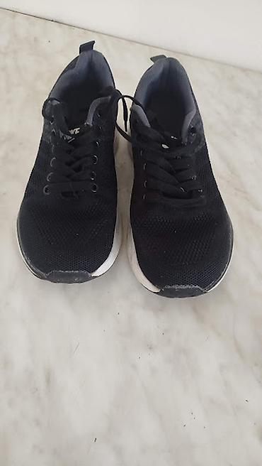 forsice duboke: Patike vel.39 Unutrasnje gaziste 25cm. Obuvene par puta,idealne za — 3