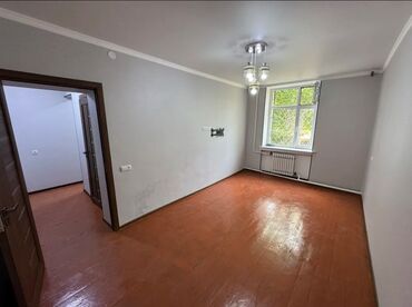 Продажа домов: 2 комнаты, 44 м², Сталинка, 1 этаж, Косметический ремонт