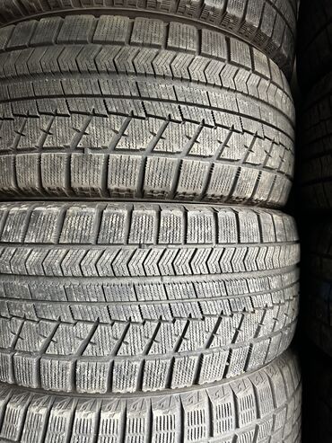 Шины: Шины 225 / 55 / R 17, Зима, Б/у, Пара, Легковые, Япония, Bridgestone