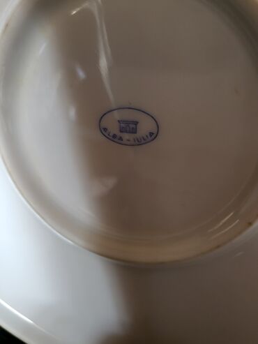 Ostali antikviteti: Tanjir velik Alba Julia porcelan iz 70ih. Tanjir za na lalafo.rs — 9 Ostali antikviteti: Tanjir velik Alba Julia porcelan iz 70ih. Tanjir za — 9