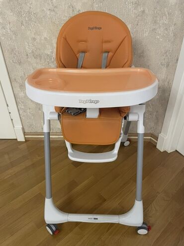 qidalanma üçün uşaq oturacağı: Peg Perego Prima Pappa Follow Me uşaq yemək stulu - Rəng: narıncı