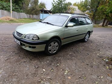 купить краску для кожи авто: Toyota Avensis: 1998 г., 1.8 л, Механика, Бензин, Универсал