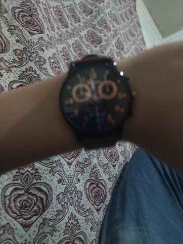 купить часы недорого: Стильные мужские наручные часы с темным циферблатом и контрастными