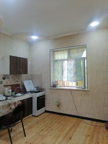 Həyət evləri və villaların satışı: Satılır: həyət evi - Ümumi təsvir: Tək mərtəbəli, eyvanlı həyət evi — 7