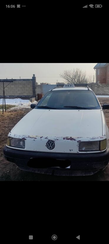 Volkswagen: Volkswagen Passat: 1992 г., 1.8 л, Механика, Бензин, Универсал