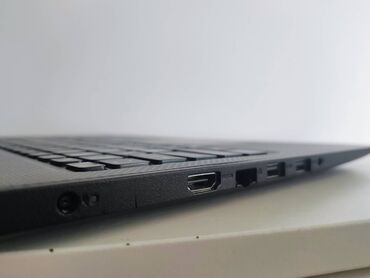 Toshiba: Intel Core i5, 8 GB OZU, 15.6 " — 6