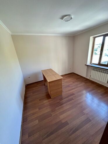 Долгосрочная аренда домов: 300 м², 5 комнат — 8