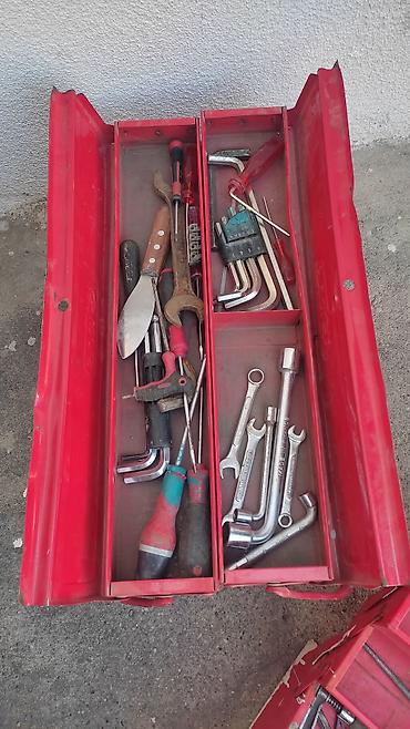 agregati: Metalna crvena kutija za alat sa preklopnim “harmonika” otvaranjem (KS — 4