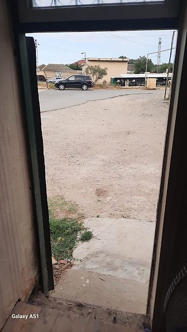koroğlu: Sabunçu qəs. 4 otaqlı, 80 kv. m, Orta təmir — 5