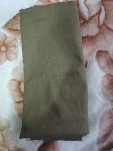 сунот кийимдер: Костюмная ткань. Цвет хаки. Размер ширина 1.50 см. длина 1.60 см