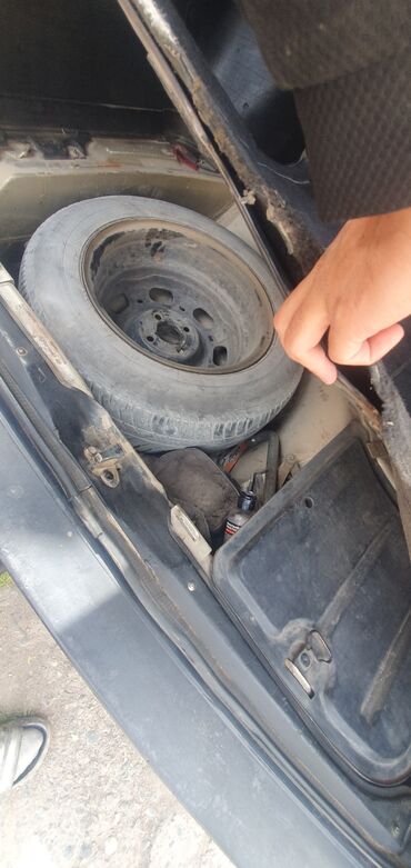 Volkswagen: Volkswagen Passat Variant: 1991 г., 1.8 л, Механика, Бензин, Универсал — 12