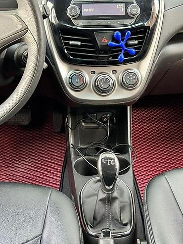 Chevrolet: Chevrolet Spark: 2017 г., 1 л, Механика, Бензин, Хэтчбэк — 9