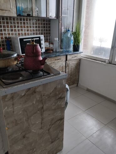 Köhnə tikili: Bakı, Bakıxanov qəs., 2 otaqlı, Köhnə tikili, m. Neftçilər, 70 kv. m — 18