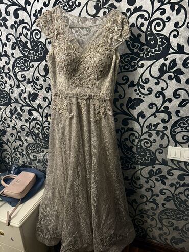 пышное платье в пол: Кече көйнөгү, А-силуэт, Узун модель, Жеңдери менен, Пайеткалары менен, M