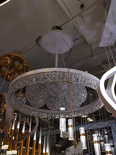 led люстры: Потолочная светодиодная люстра-кольцо с хрустальными шарами. - — 1