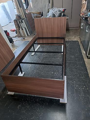 Односпальные кровати: Односпальная кровать, Новый, С матрасом, длина - 2 см — 19