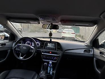 300 000: Hyundai Sonata: 2017 г., 2 л, Газ — 5