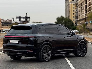 gac aion v цена: Lixiang L7: 2025 г., 1.5 л, Автомат, Гибрид, Кроссовер — 4