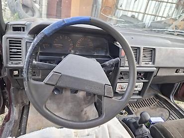 avante 3: Nissan Bluebird: 1987 г., 2 л, Механика, Бензин, Хэтчбэк — 6