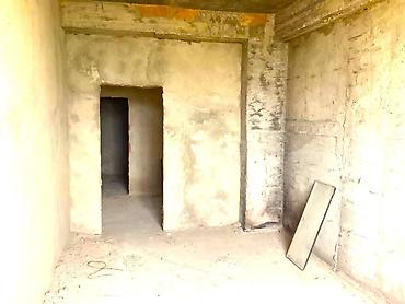 Mənzillər: Bakıxanov qəs., 3 otaqlı, Yeni tikili, 121 kv. m — 3