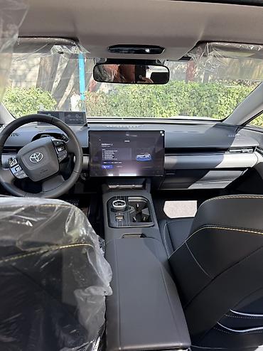 тойота бз 4: Toyota bZ5: 2026 г., Вариатор, Электромобиль, Седан — 5