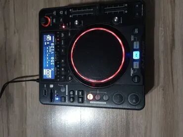 IPod i MP3-plejeri: DJ Tech USOLO FX Compact DJ Media Player and Controller Slanje Brzom — 3