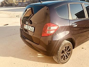 продаю шевролет: Honda Jazz: 2009 г., 1.5 л, Робот, Бензин, Хэтчбэк — 8