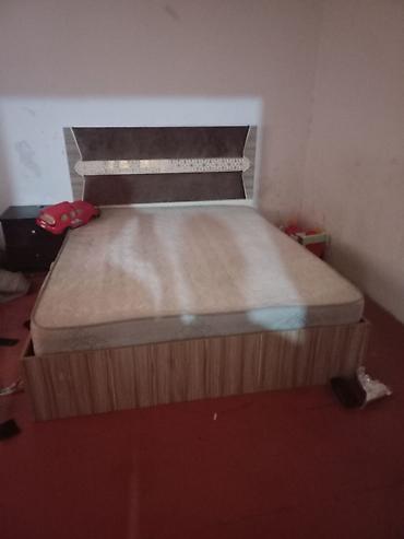Ev və bağ: İşlənmiş, İkinəfərlik çarpayı, Bazalı, Matras ilə, Siyirməli, Türkiyə — 3