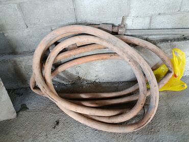 шланги для компрессора: Газовый/воздушный шланг высокого давления с вентилем Описание: -